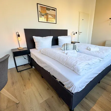Apartment Duesseltal Messe 100Qm Düsseldorf Exterior foto